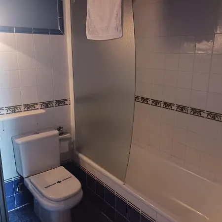 Restaurante Dona Elvira 호텔