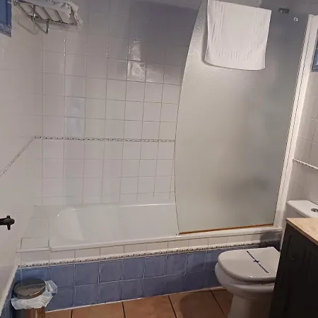 Restaurante Dona Elvira 호텔 3*